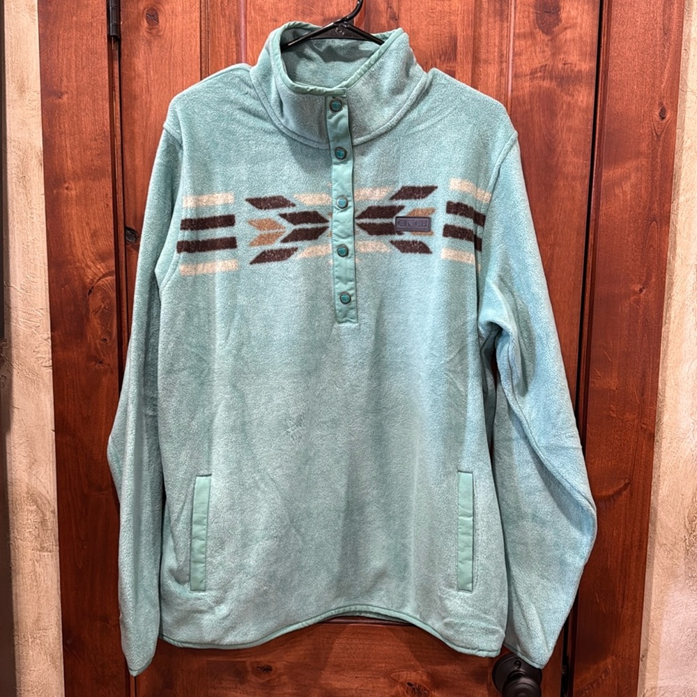 Women’s pullover jacket